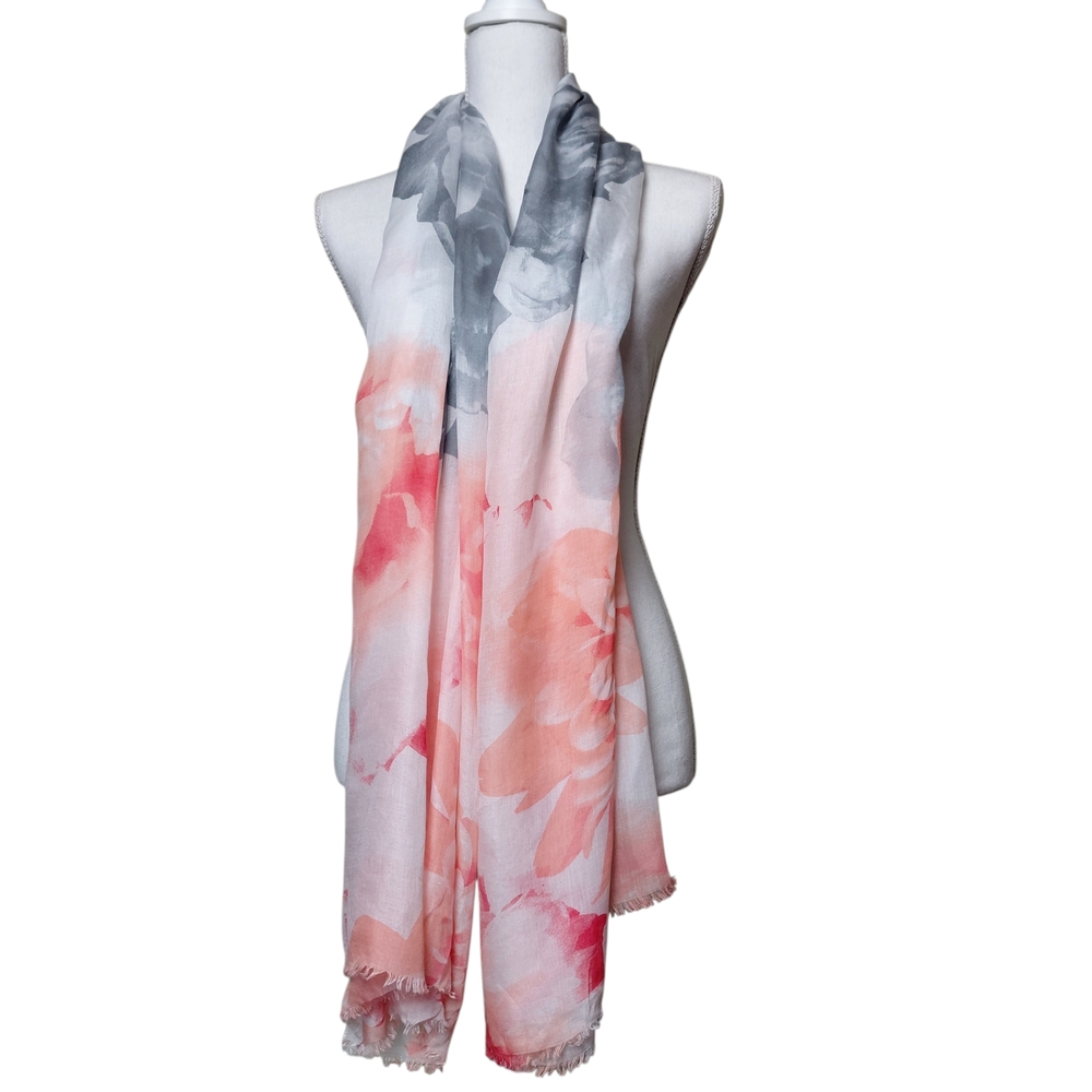 Niquea.D Elegant Lightweight Italian Floral Scarf Shaw 100% Modal NWT